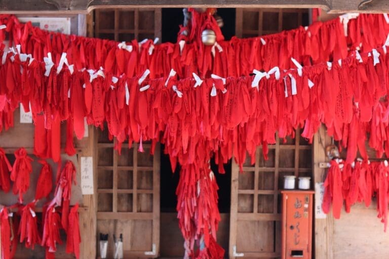 Unedori Shrine Main Hall