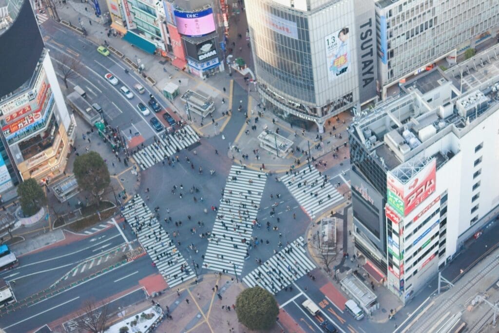  Shibuya Crossing/Shibuya Scramble