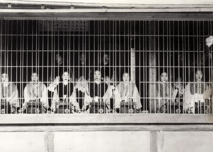 Yoshiwara girls behind bars