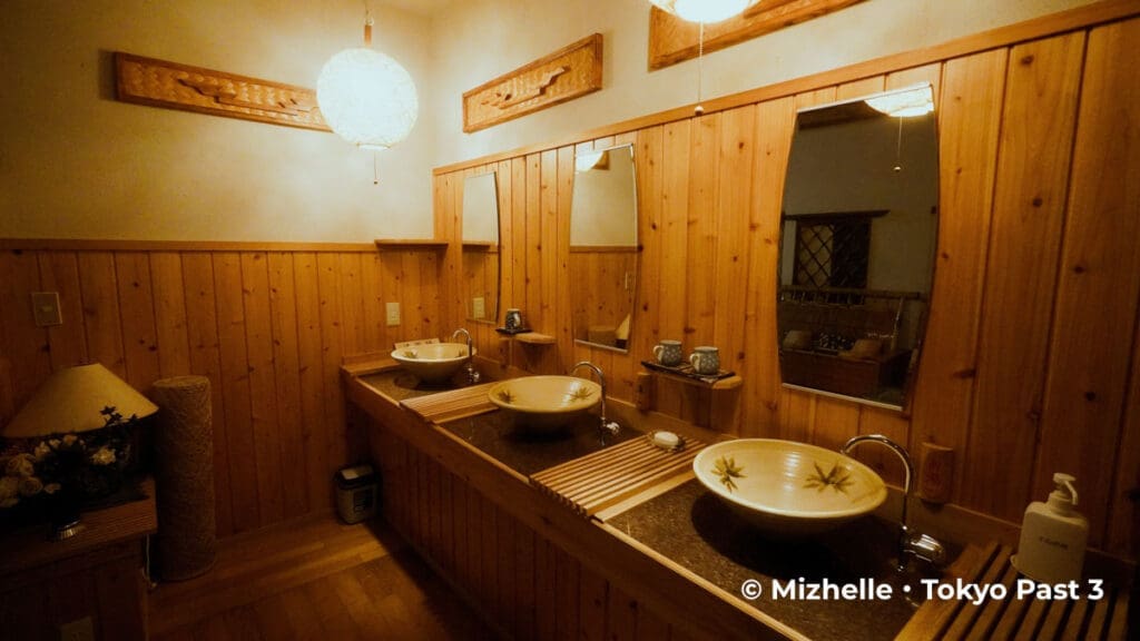 Hallway washroom at Mogamiya Ryokan